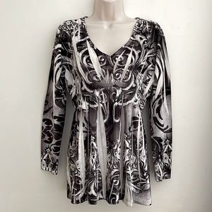 One World Medium Velvet Floral Top